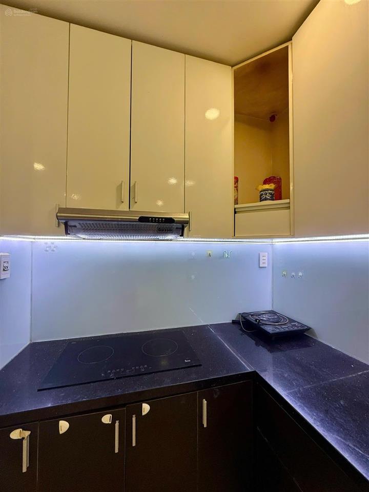 Bán căn hộ 2pn 2wc, 88m2 view thoáng mát, nhà đẹp full nội thất, sổ hồng chính chủ, công chứng ngay