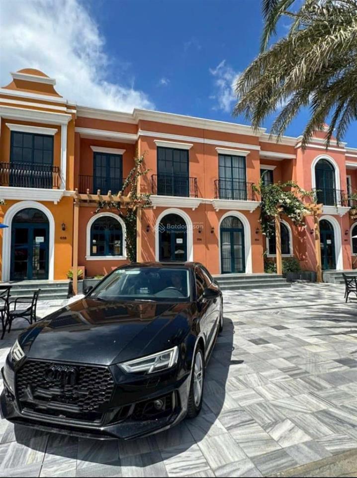 Chính chủ gửi bán giá rất tốt  novaworld phan thiết nhà phố