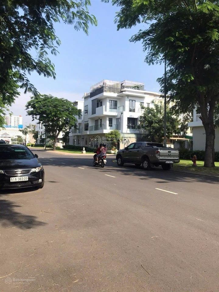 Giá tốt bán nhà góc mega ruby residence khang điền