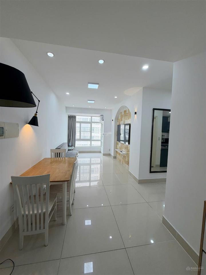 Giá tốt  cho thuê căn hộ sky garden 3