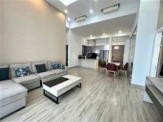 Cần cho thuê gấp căn hộ the view dt 125m 3pn full nội thất giá 32tr/tháng  0916 769 *** e trang
