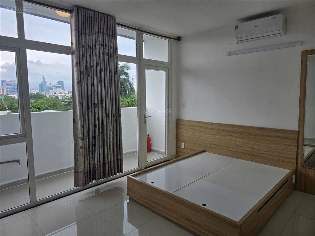 Cho thuê officetel florita quận 7, nội thất cơ bản, 38m2, giá thuê 9 triệu.  0917 492 ***