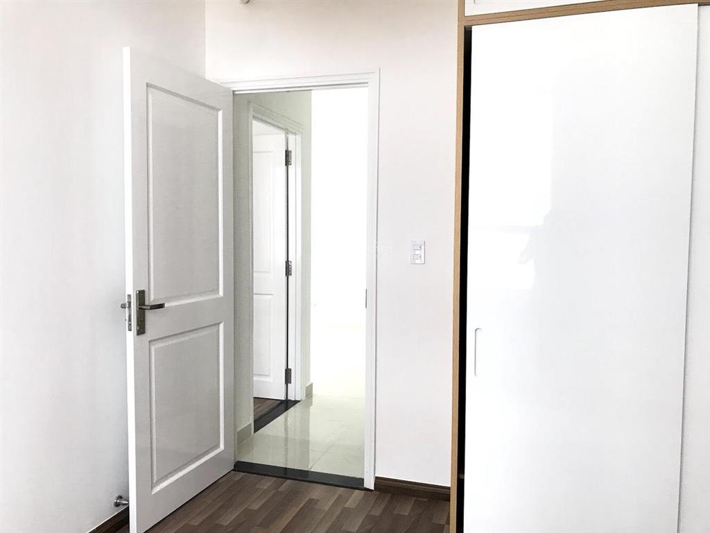 Mình cần cho thuê căn hộ florita quận 7, 80m, 2pn, tầng cao, căn góc, ntcb, 14 triệu, 0917 492 ***