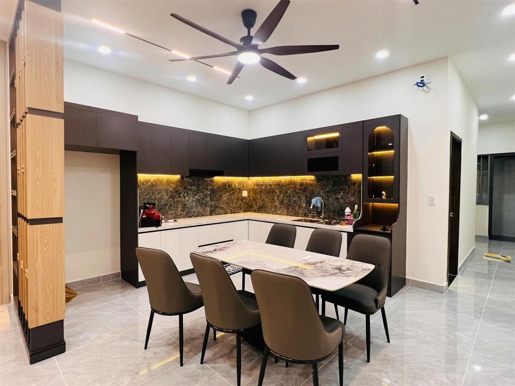 Chính chủ bán nhà phố 5x20m, giá tốt, 3pn, rất thích hợp ở hoặc đầu tư