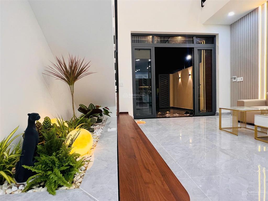 Chính chủ bán nhà phố 5x20m, giá tốt, 3pn, rất thích hợp ở hoặc đầu tư