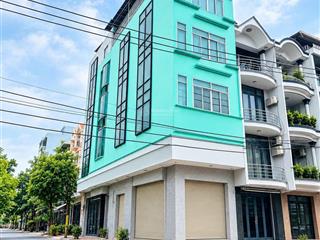 Bán nhà góc 2 mt hxh lạc long quân, p. bình thới. dt 4x15m  4 tầng  đang cho thuê. giá 8.8 tỷ tl