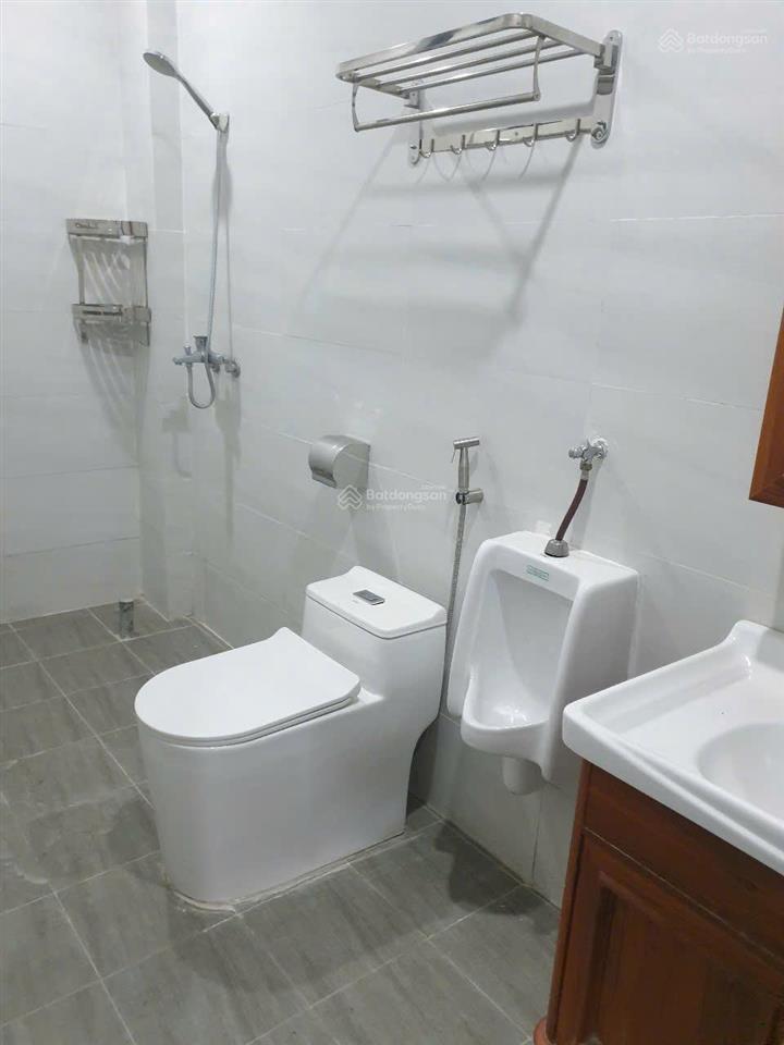 Cho thuê liền kề hoàn thiện nội thất văn phòng cực đẹp louis city đại mỗ. giá tốt.  0936 399 ***