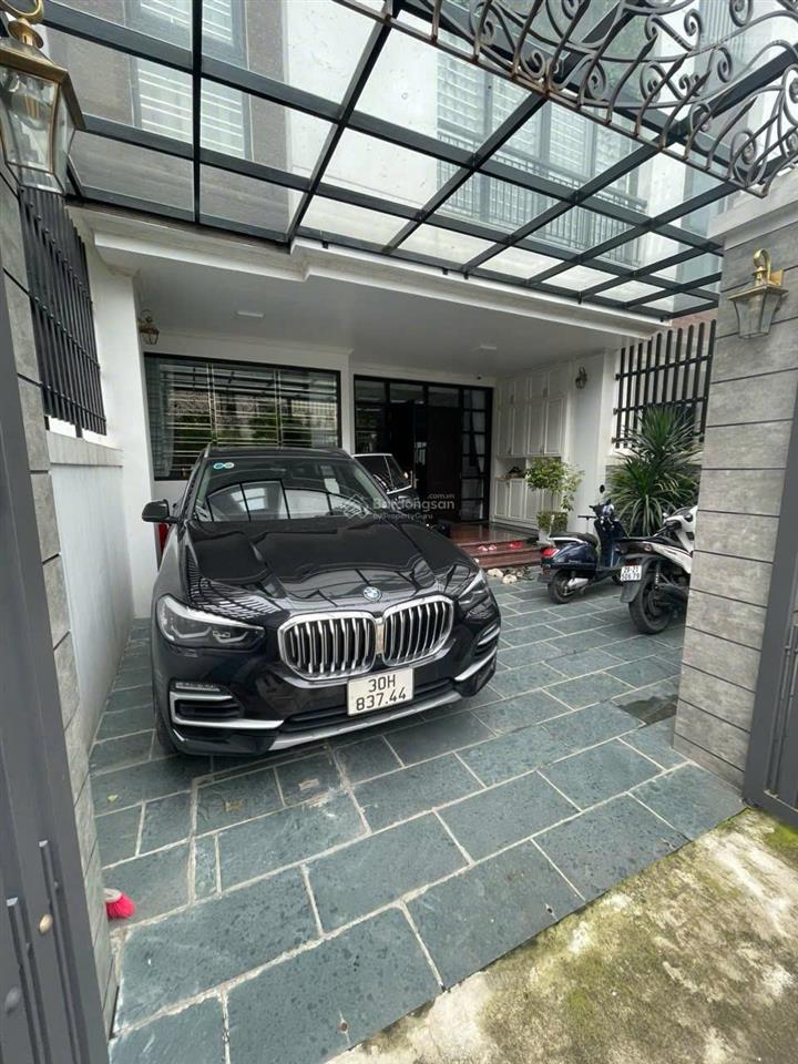 Cho thuê cấp biệt thự siêu vip, full nội thất cao cấp, có thang máy, làm văn phòng hoặc ở đều được
