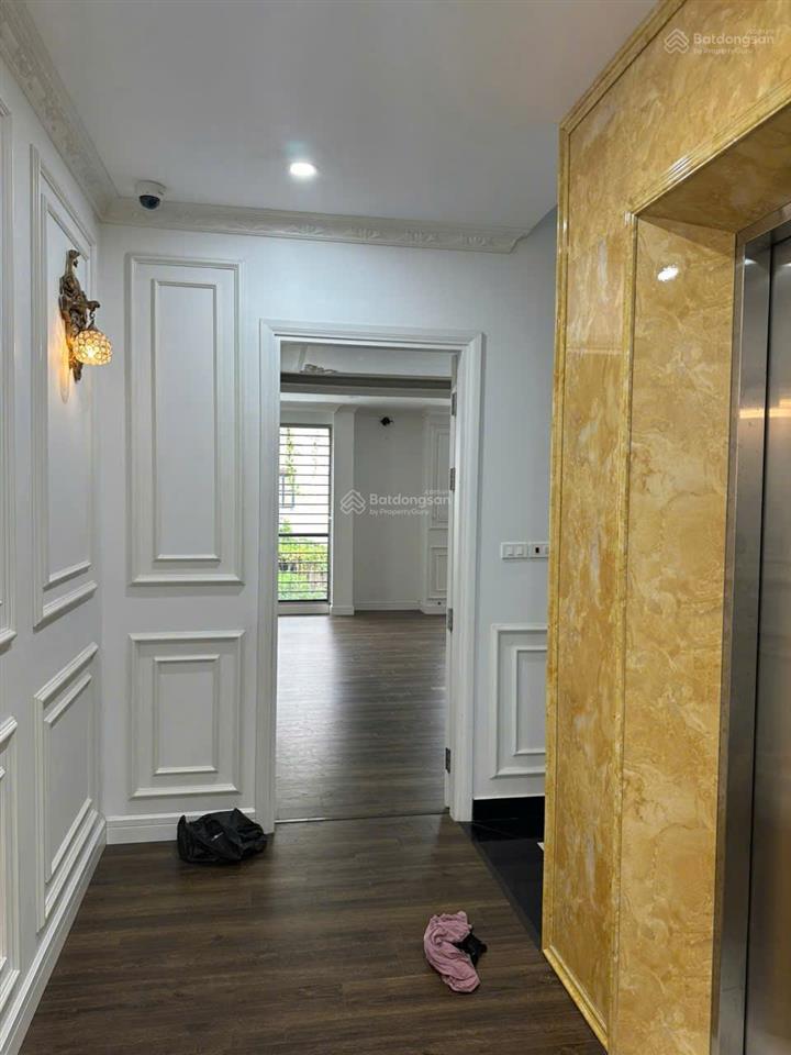 Cho thuê cấp biệt thự siêu vip, full nội thất cao cấp, có thang máy, làm văn phòng hoặc ở đều được