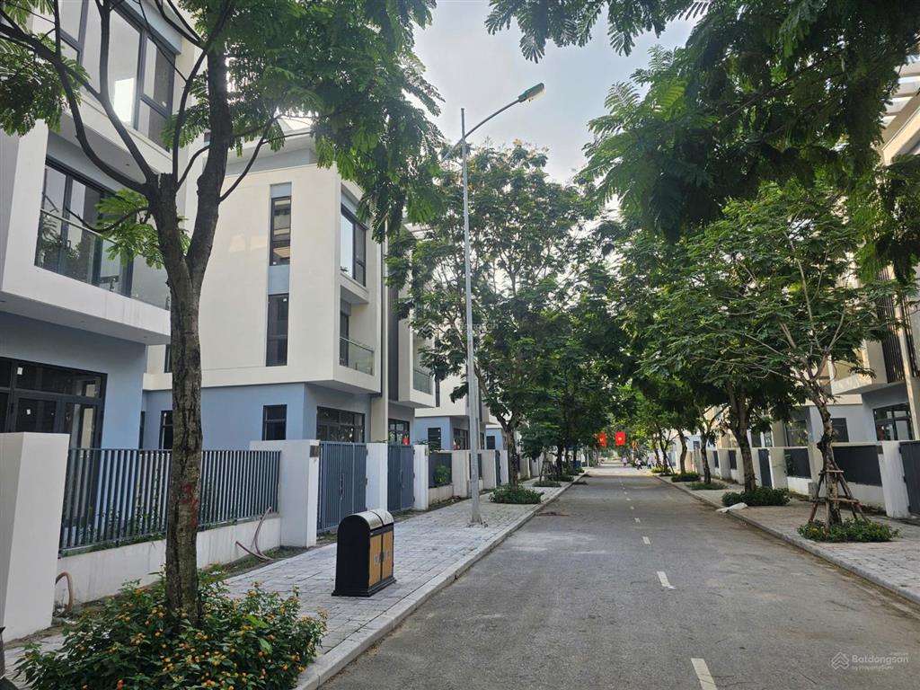 Cần cho thuê gấp biệt thự an quý, khu đô thị nam cường  dương, hoàn thiện văn phòng, có thang máy