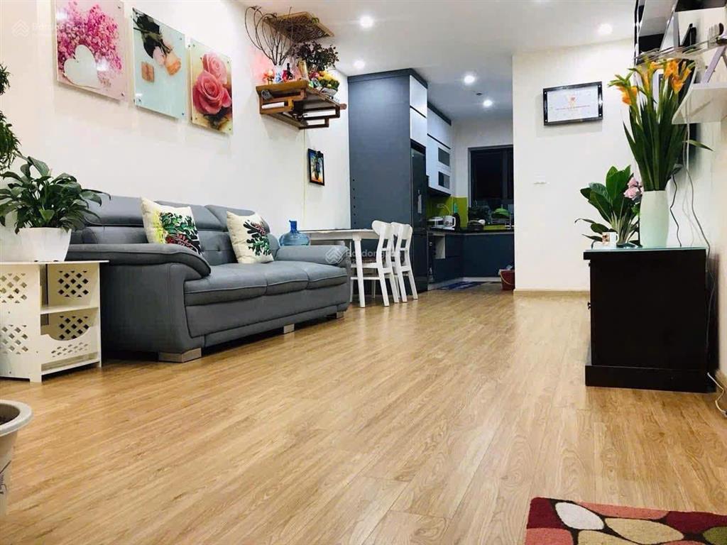 Giá hời căn 56m2 2 ngủ 3,2 tỷ the vesta. full đồ tầng đẹp. 0972 899 ***