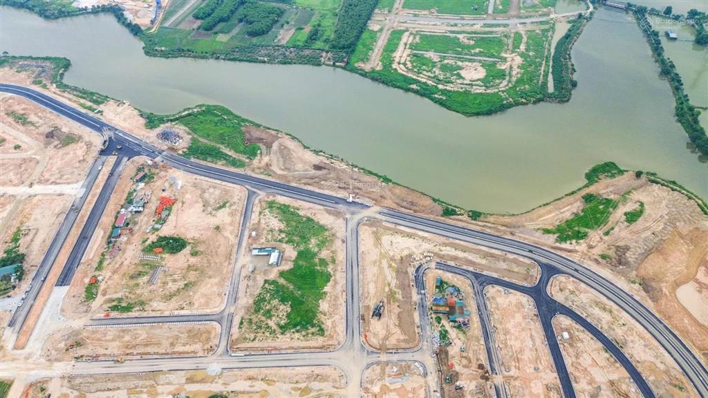 Chỉ từ 1,8 tỷ sở hữu lô lk 102m2 da làng hoa pearl rivera mê linh, sẵn sổ.  0972 899 ***