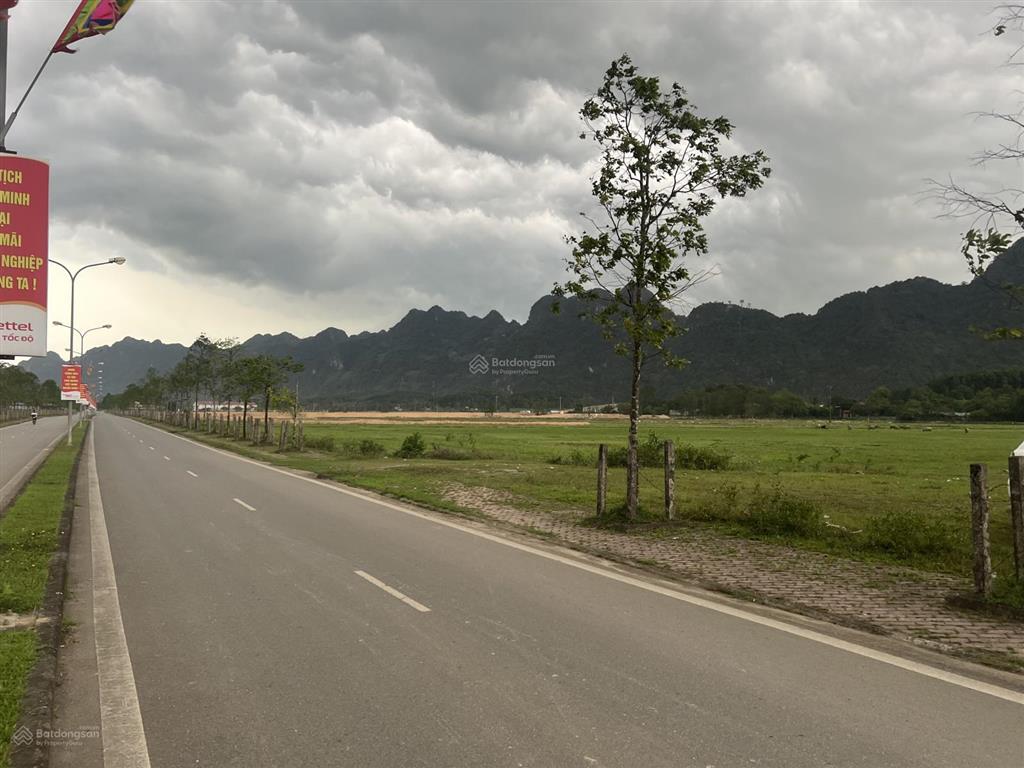 Tôi cần bán 5m mặt tiền 136m2 full thổ cư mặt đường đôi cạnh dự án cáp treo lạc thủy, hòa bình