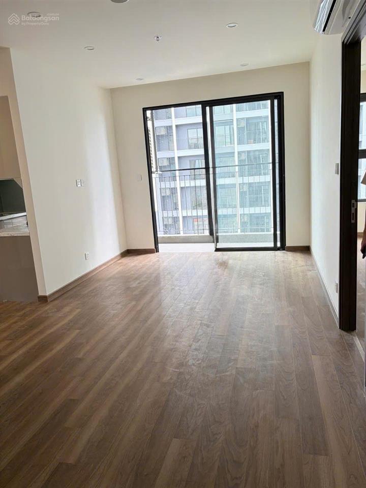 Căn 3n view đẹp không góc khuất beverly, mát nhất đb  đn. giá thuê chỉ 10tr kbp. e 0961 648 ***