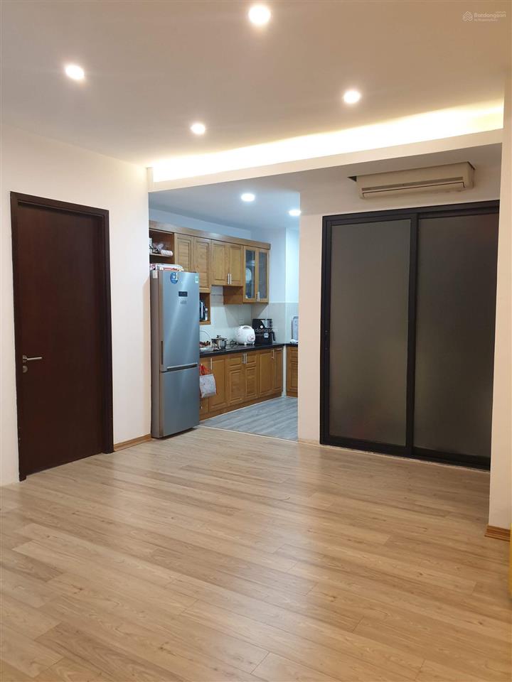 Cho thuê căn hộ full đồ 80m2 tòa ct1b