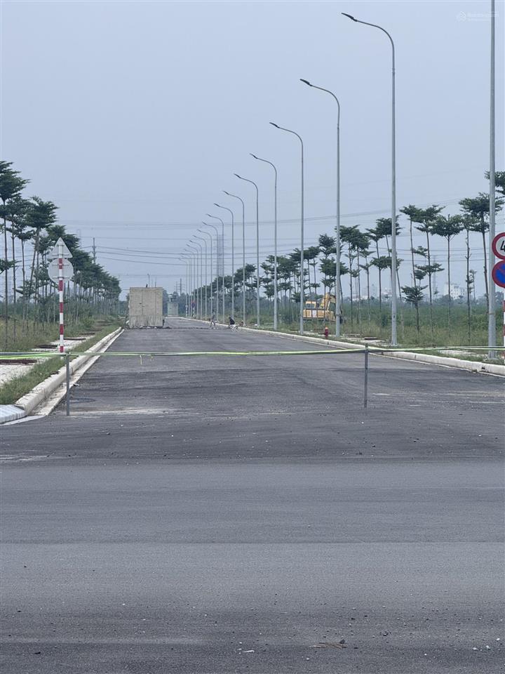 Tôi cần chuyển nhượng lại lô đất công nghiệp hồng dương, giá chỉ nhỉnh 9tr