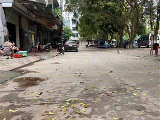 Cần bán 80m2 (6,66x12) đất x2 đông trù đông anh đường rộng 7,5m mặt nhìn ra sân bóng thoáng mát