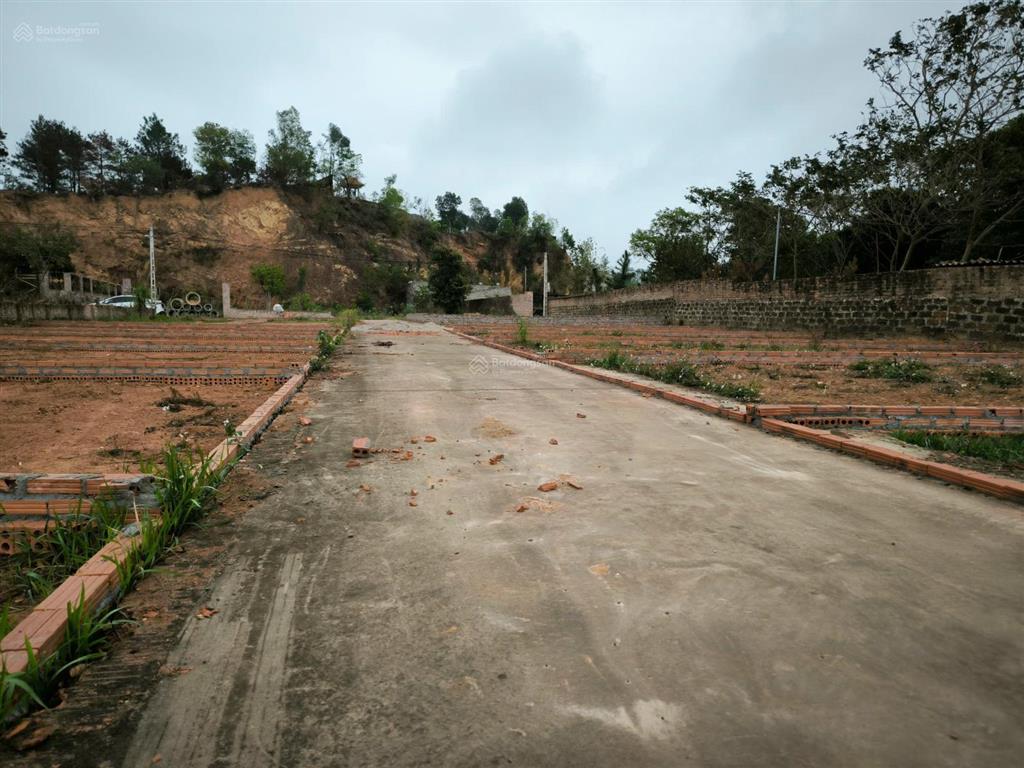 Chính chủ bán 60m2 đất thổ cư thôn phú nghĩa xã minh phú đường ô tô giá 1,6 x tỷ/lô