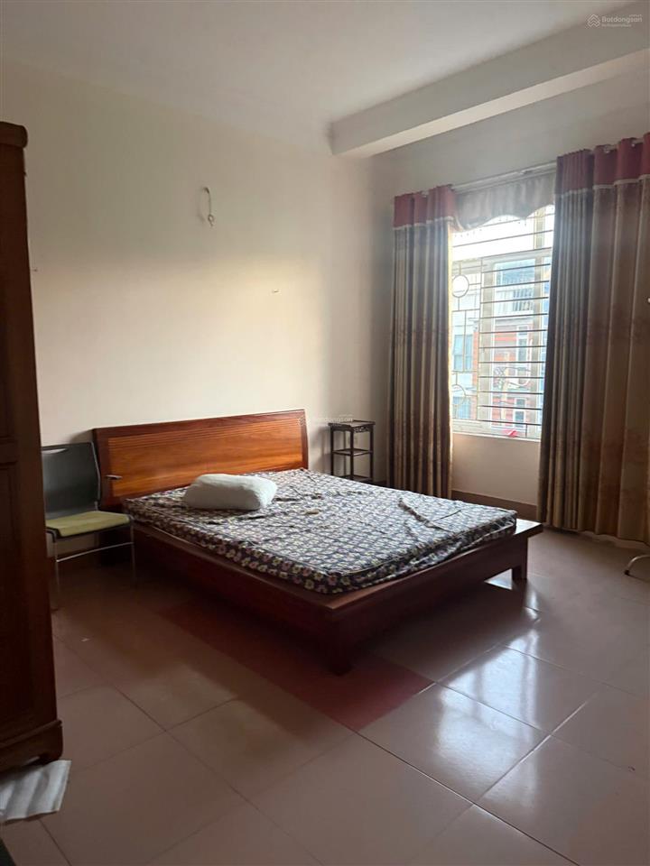 Cho thuê nhà 75m2 x 4 tầng mặt đường 23b phố vân trì, đông anh, hà nội