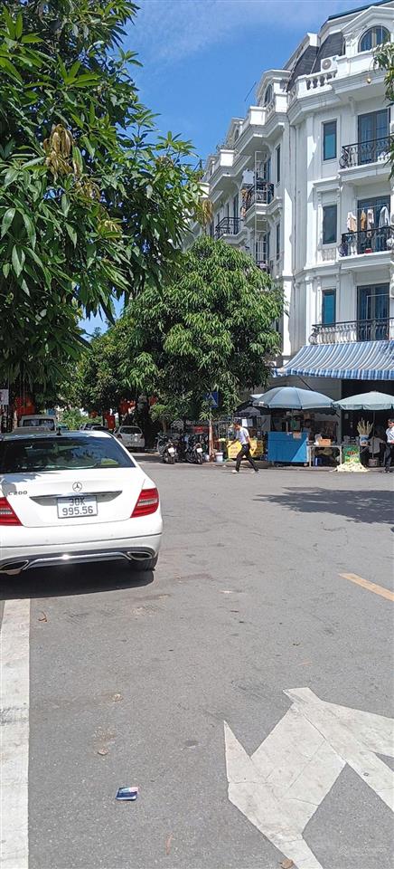 Bán nhà liền kề kđt kiến hưng hà đông 74,1m², sàn 314,4m², mặt tiền 6m, sổ đỏ lâu dài