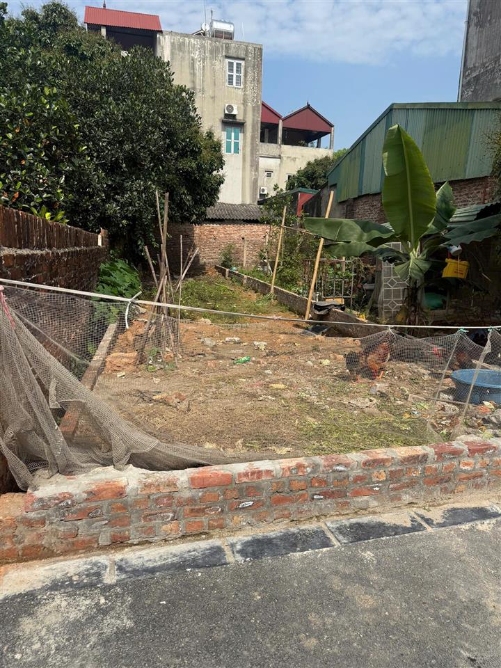 Cần bán 81.8m2 thôn đìa, xã nam hồng, đông anh view hồ cực đẹp, giá đầu tư