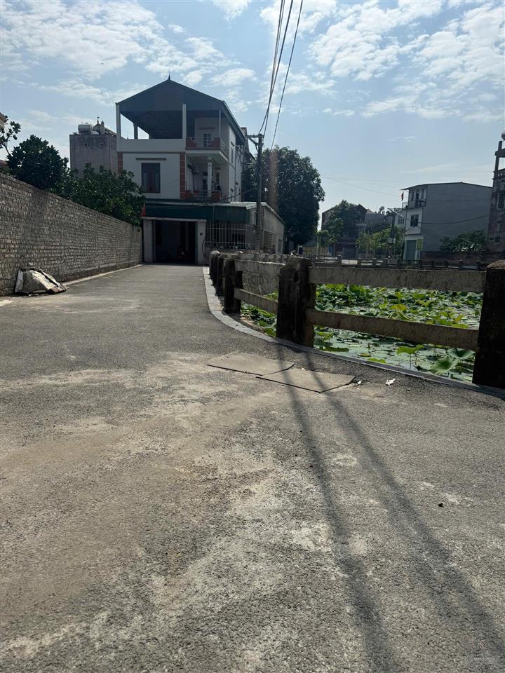 Cần bán 81.8m2 thôn đìa, xã nam hồng, đông anh view hồ cực đẹp, giá đầu tư