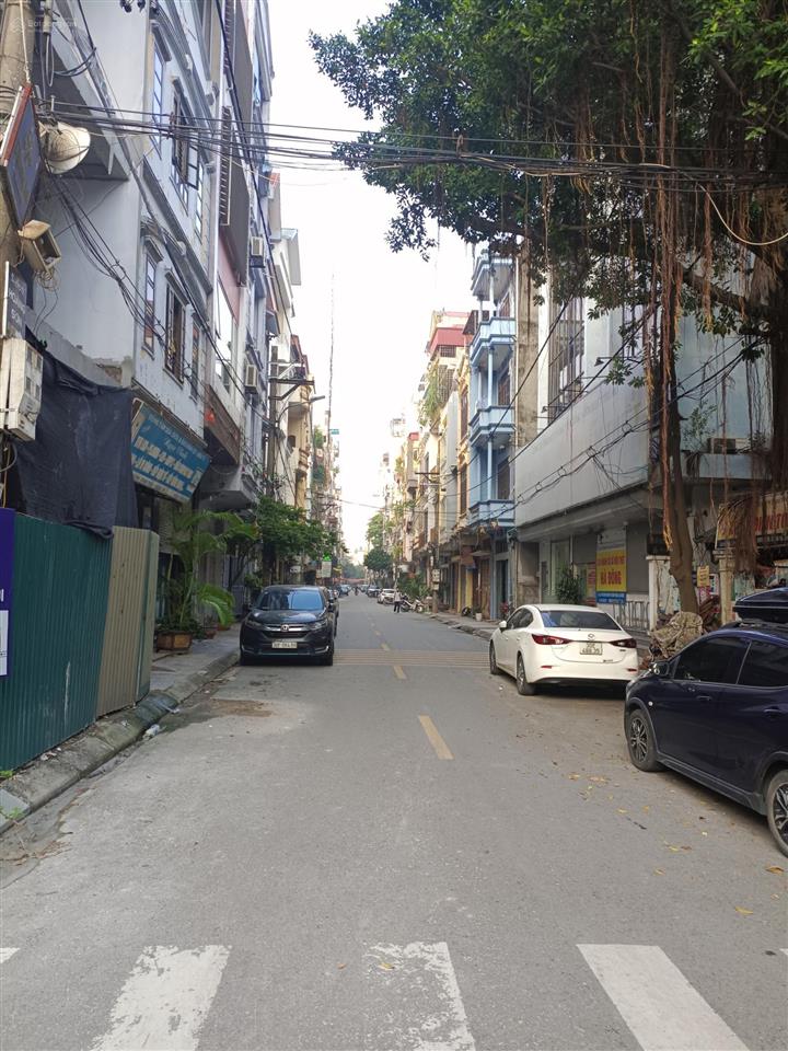 Bán nhà mặt phố trần đăng ninh 55m lô góc 5 tầng 18 tỷ