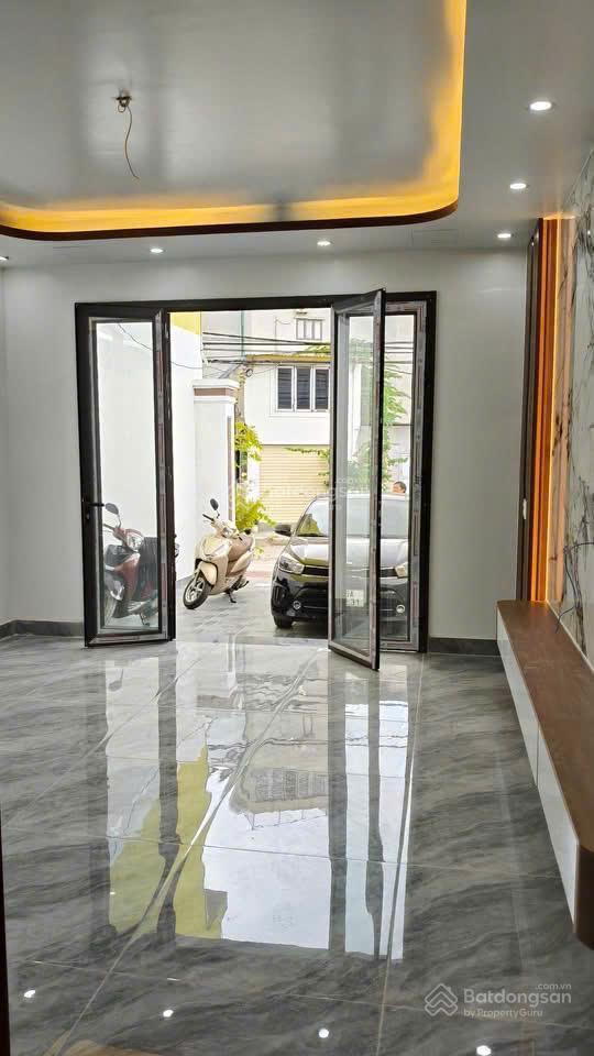 Bán gấp nhà riêng tại văn cao, 6,5 tỷ, 100m2, 4pn, 4wc, pháp lý đầy đủ
