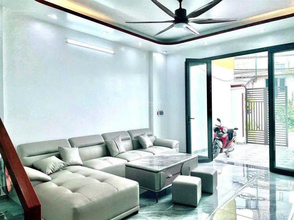 Bán gấp nhà riêng tại văn cao, 6,5 tỷ, 100m2, 4pn, 4wc, pháp lý đầy đủ