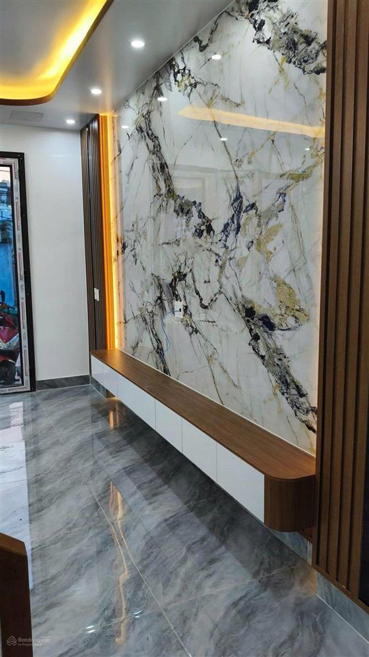 Bán gấp nhà riêng tại văn cao, 6,5 tỷ, 100m2, 4pn, 4wc, pháp lý đầy đủ