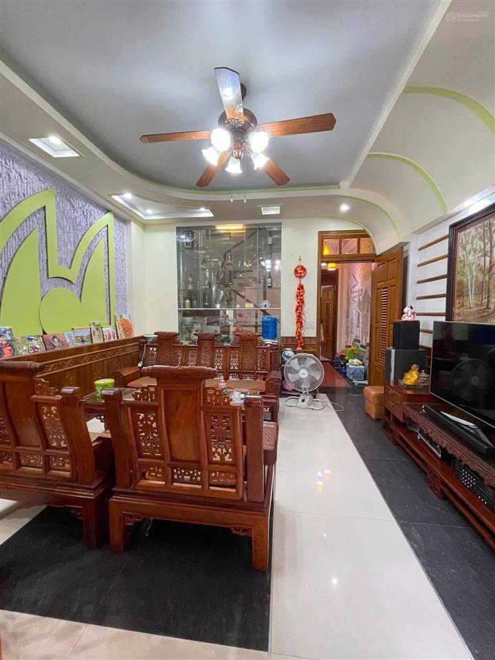 Bán nhà riêng độc lập sân cổng tại văn cao, 6,35 tỷ, 100m2, 4pn, 4wc, pháp lý đầy đủ, chính chủ