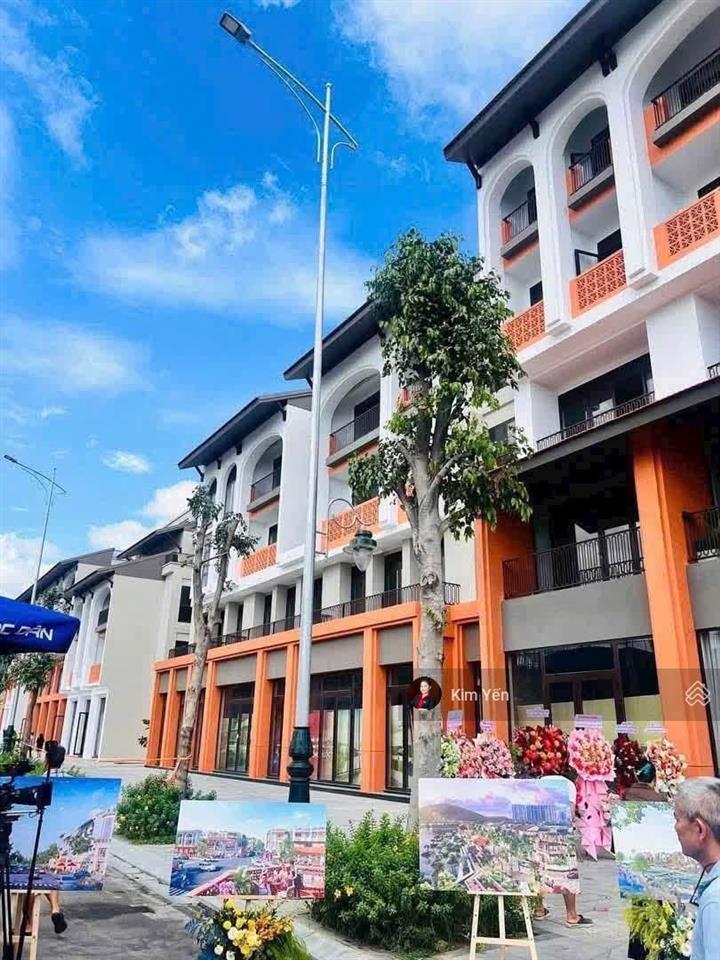 Cắt 500 triệu  bán nhà 3 tầng ngang 7.5m đóng theo tiến độ charmora city  sun nha trang