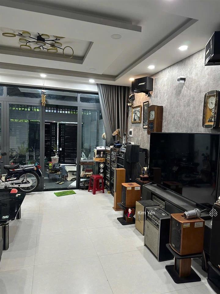 Bán nhà 3 tầng mỹ gia gói 5, giá hời chỉ 7,9 tỷ