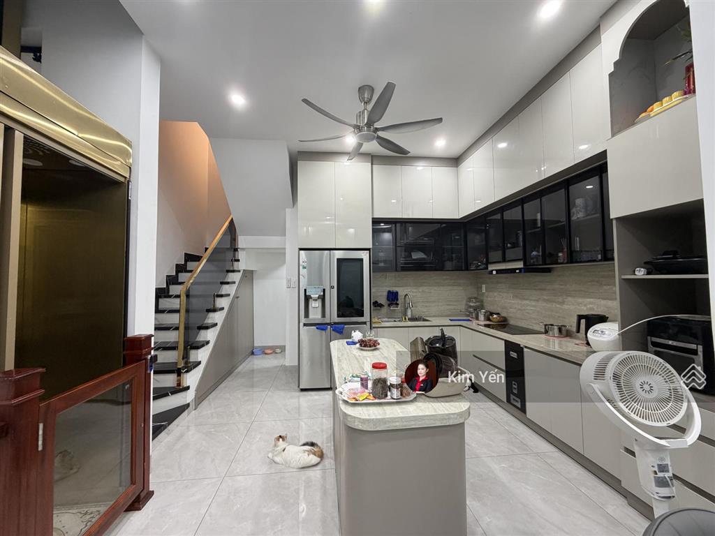 Bán nhà mặt tiền bàn cờ nha trang ngang 5 m