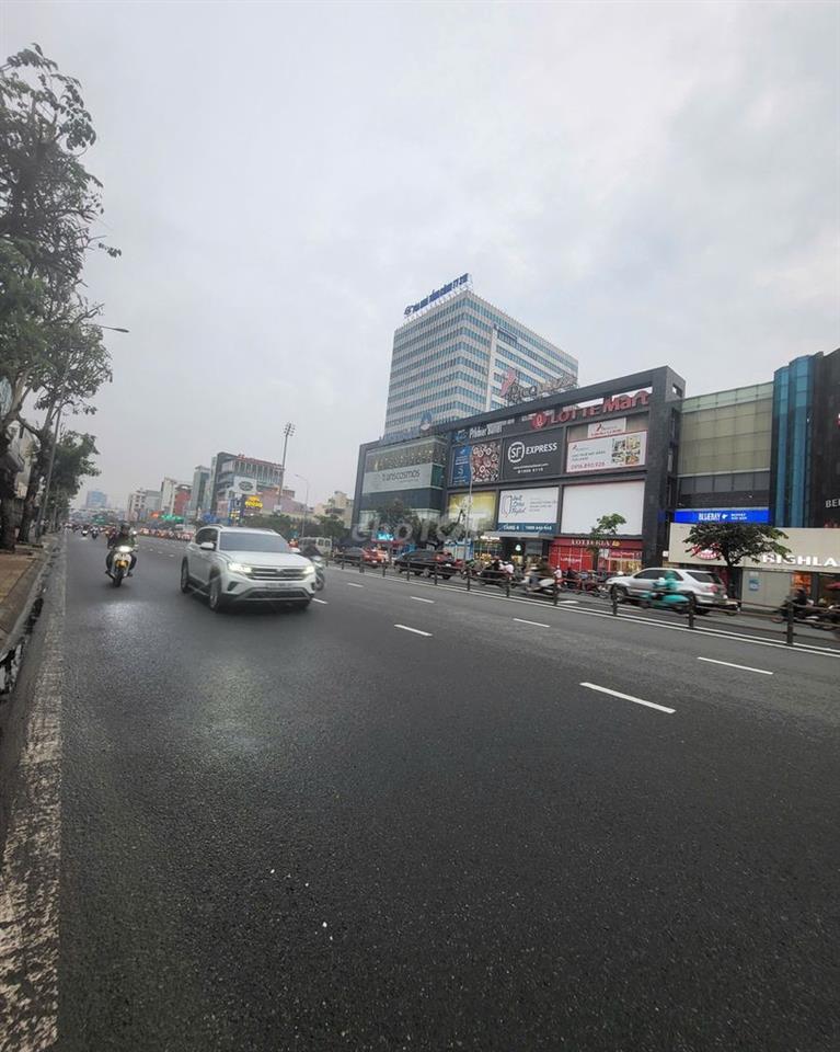 Bán gấp NhàMT 389 Nguyễn Trọng Tuyển p2.Q.TB dt: 4 x 18.KC: 4 lầu