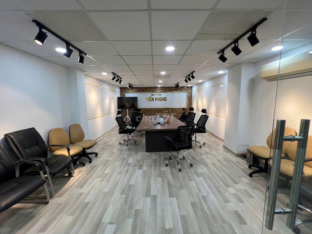 Sát vách chợ Phạm Văn Hai Tân Bình - ngang 5m nở hậu - 3 tầng - 133m