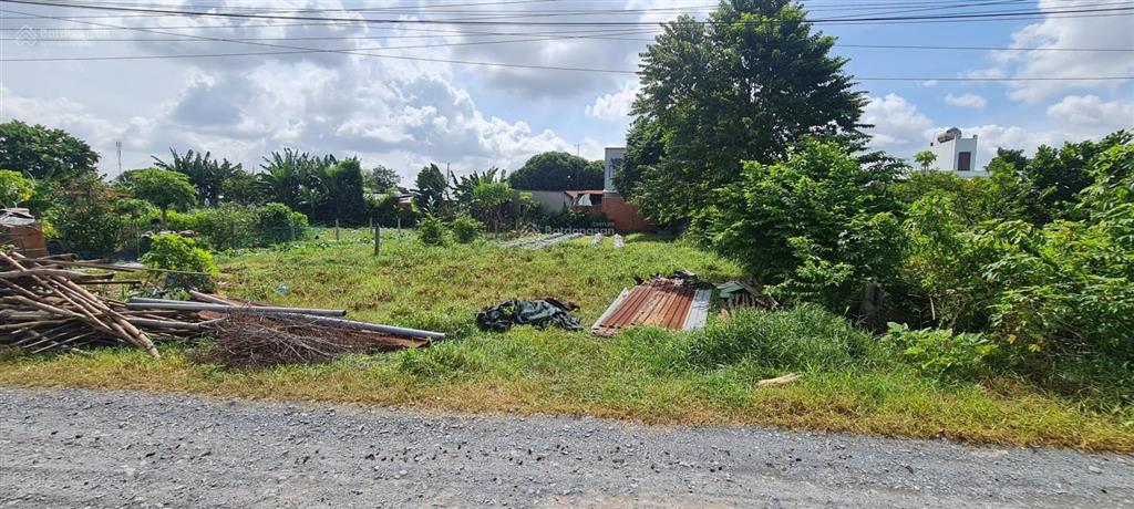 Bán nhanh lô đất 12.5x36m  có 421m2 thổ cư, ngay cây xăng 57