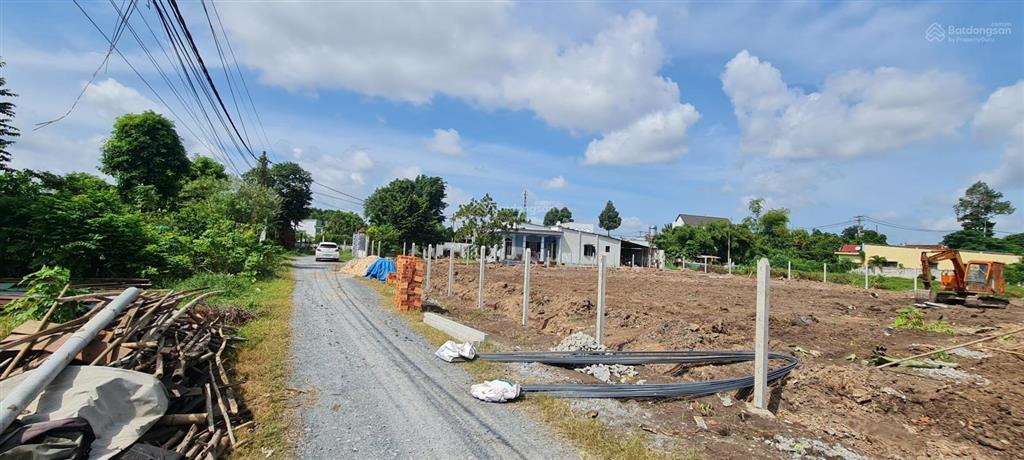 Bán nhanh lô đất 12.5x36m  có 421m2 thổ cư, ngay cây xăng 57