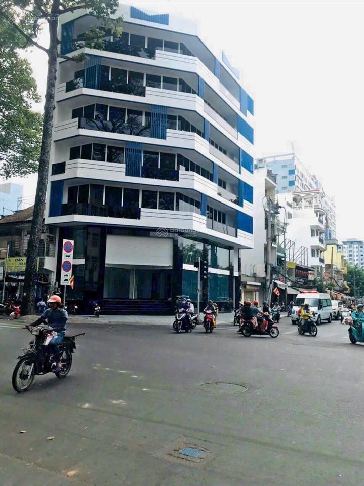 Gia đình bán gấp đi nước ngoài