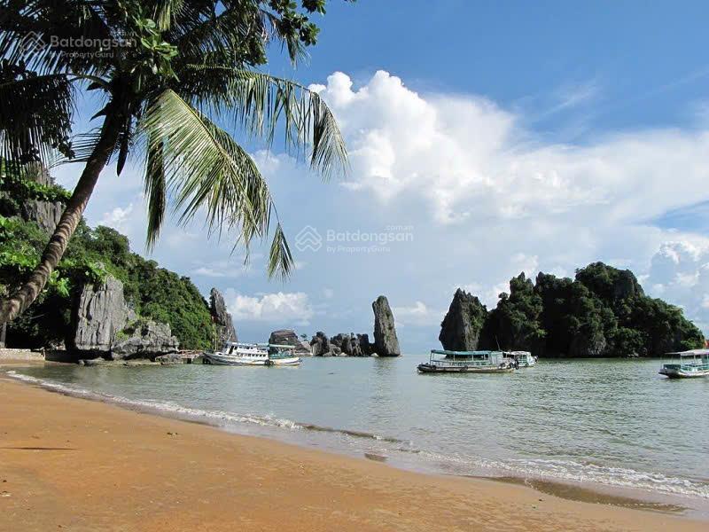 Cần bán khách sạn 3 sao 32 phòng giá tốt ngay biển hà tiên view mặt biển, đang kd tốt  0938 638 ***
