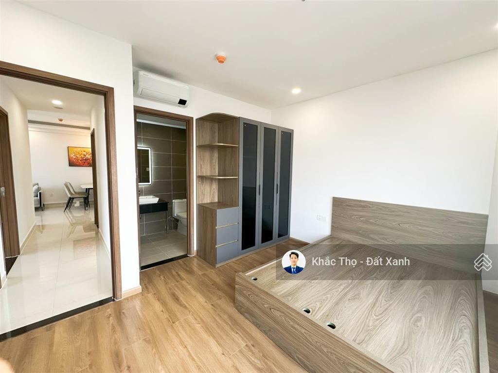 Bán lỗ căn 2pn rivana diện tích 72m2, giá 2.8 tỷ view đẹp, tầng đẹp  0767 242 ***
