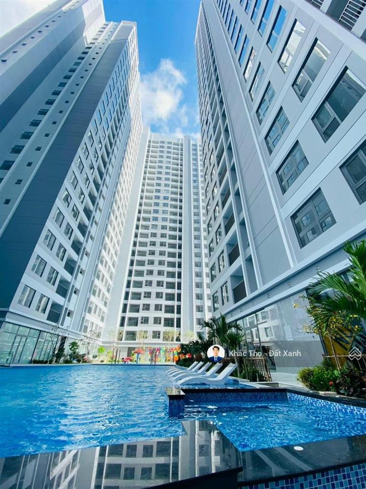 Bán lỗ căn 2pn rivana diện tích 72m2, giá 2.8 tỷ view đẹp, tầng đẹp  0767 242 ***