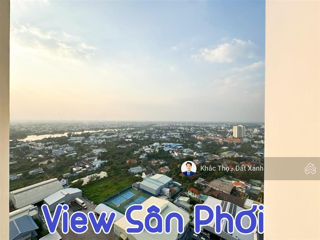 Bán lỗ căn 2pn rivana diện tích 72m2, giá 2.8 tỷ view đẹp, tầng đẹp  0767 242 ***