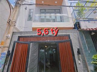 Nhà 3 tầng xây mới  sát trường đh tài chính  võ văn hát q9