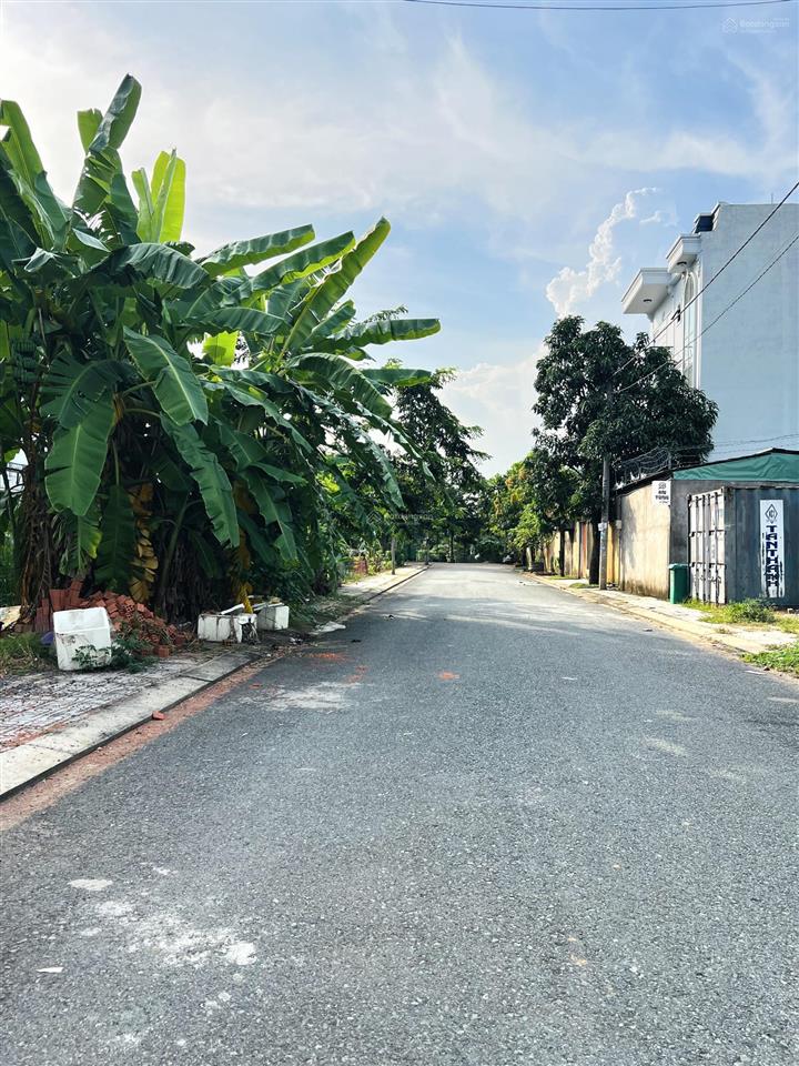 Đất 81m2 nhưng 6,2m đường võ văn hát q9 cũ.