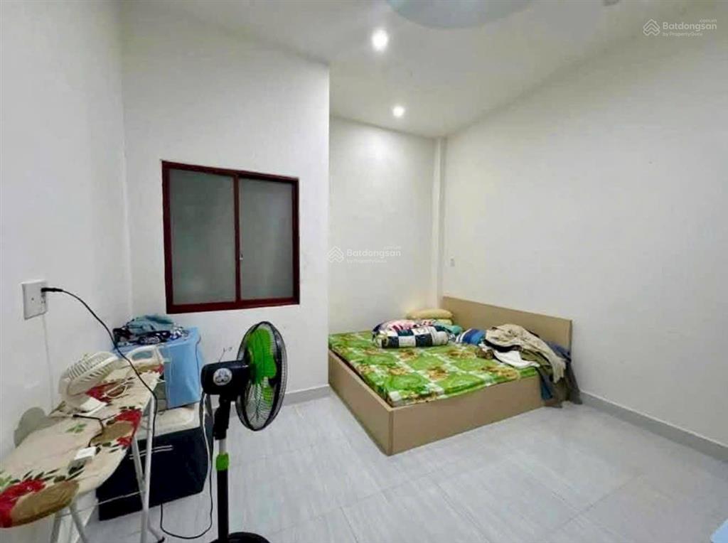 Chỉ 4 tỷ hơn  nhà 2 tầng  xe hơi tận nơi  võ văn hát q9 cũ