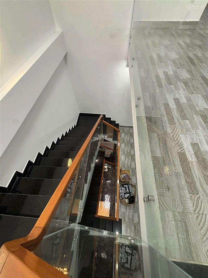 Nhà đẹp 3 mê kiên cố mặt tiền 5m5 chơn tâm 5