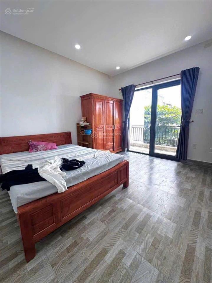 Nhà đẹp 3 mê kiên cố mặt tiền 5m5 chơn tâm 5