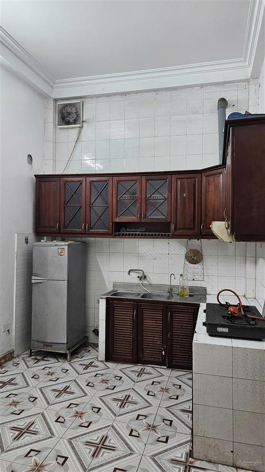 Cho thuê nhà riêng 3 ngủ, 2wc, 39m2 tại ngõ 100 nguyễn văn viên, giá tốt