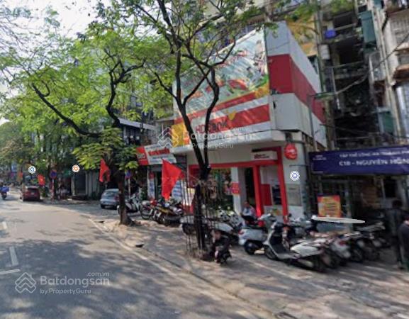 Cho thuê tòa nhà 7 tầng mặt phố nguyên hồng, đống đa, thang máy hiện đại thông sàn